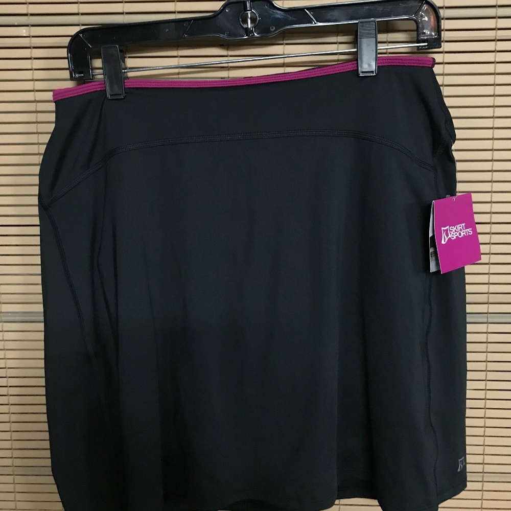 SkirtSports Happy Girl Skirt Black SIZE: M